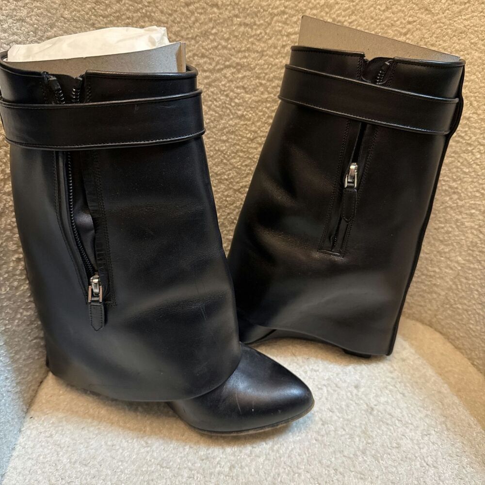 Givenchy Boots Color Black Size 35.5 - Picture 5 of 8